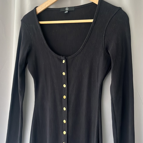 Missguided Black Long Sleeved Gold Button Front Scoop Neck Midi Dress Size 4 - Picture 3 of 9
